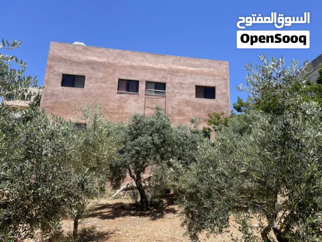 320 m2 More than 6 bedrooms Townhouse for Sale in Salt Al Balqa'