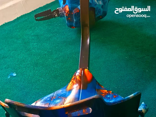 سكوتر درفت كهربائي نظيف شبه جديد للبيع بسعر مغري