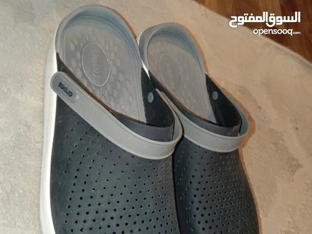 36 Slippers & Flip flops in Al Riyadh
