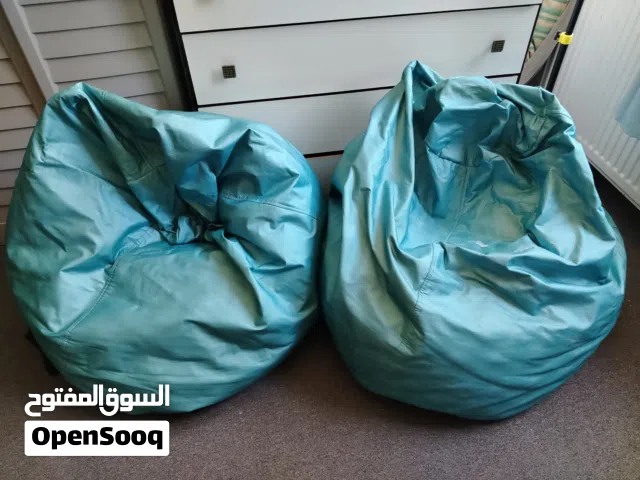 bean bags عدد 5 بحاله جيده
