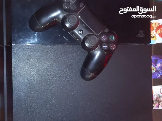PS4 fat مستعمل مع يده الأصلية