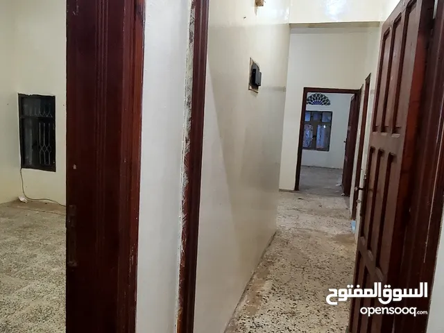 0 m2 3 Bedrooms Apartments for Rent in Sana'a Hayel St.