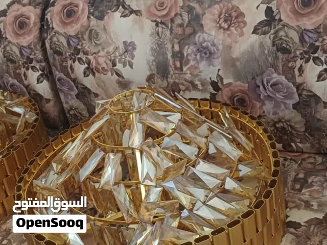 ثريات عدد 3 للبيع استخدام 5 شهور البيع بداعي الرحيل