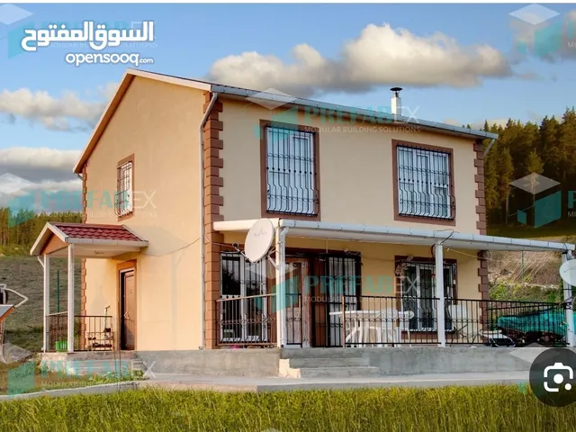 شقة للايجار في الطابق الاولبن عاشور بدون فرش تشطيب نظيف
