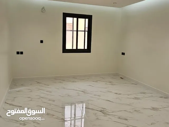180 m2 2 Bedrooms Apartments for Rent in Al Riyadh Al Malaz