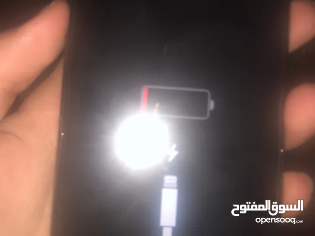 Apple iPhone X 64 GB in Amman