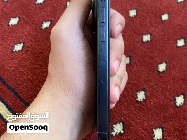 Apple iPhone 15 Pro 256 GB in Al Ain