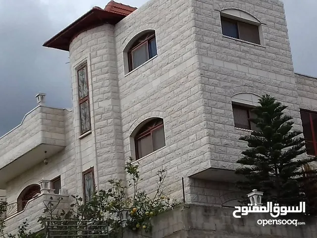 125 m2 More than 6 bedrooms Villa for Sale in Qalqilya Other