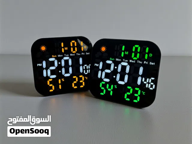 ساعة رقمية جدارية