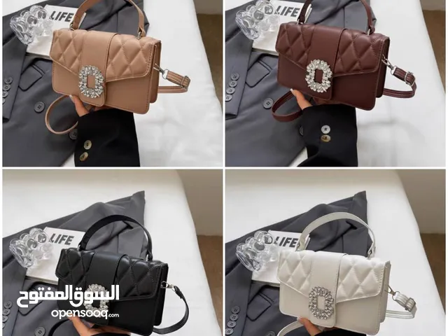 زمانك زمانك حقائب شبابي صررررخه جديده كلها علي بعضها حلوووه قمه الروعه و الاناقه
