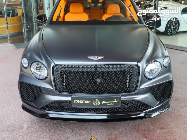 2023 BENTLEY BENTAYGA V8 ( MATT GREY) DONE ONLY 6000KM