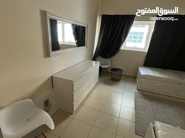 سكن بنات موظفات