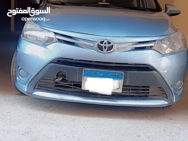 سيارة تويوتا يارس 2015