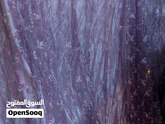 بردايتين كل وحده بتتكون من قطعتين ساتان ودانتيل البرداي الوحده 3 متر وتفصيل مش جاهز