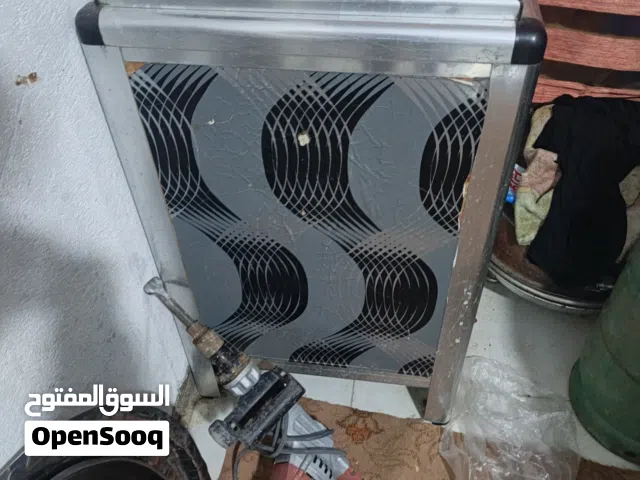 سلام عليكم كاونتر 3 امتار جديد بيبان نظاف كاونتر جديد