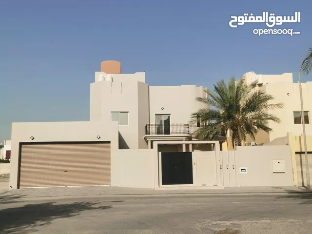 400 m2 4 Bedrooms Villa for Rent in Central Governorate Sanad