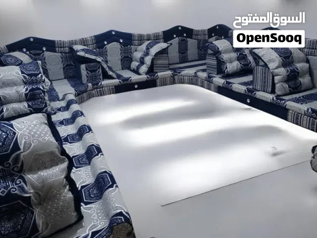 مجلس لوكس روووعه نفس الصوره 100% ضغط درجه اولى المجلس 10 متر ارتفاع 10 على 15 10 مداكي 10 لحافات