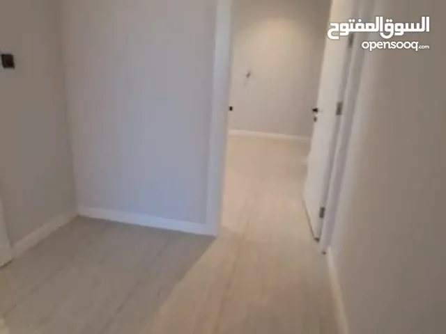 180 m2 3 Bedrooms Villa for Rent in Al Riyadh Al Hamra