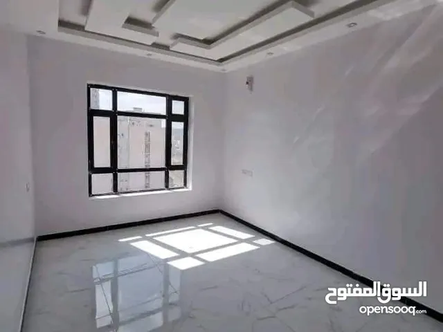 140m2 4 Bedrooms Apartments for Sale in Sana'a Bayt Baws
