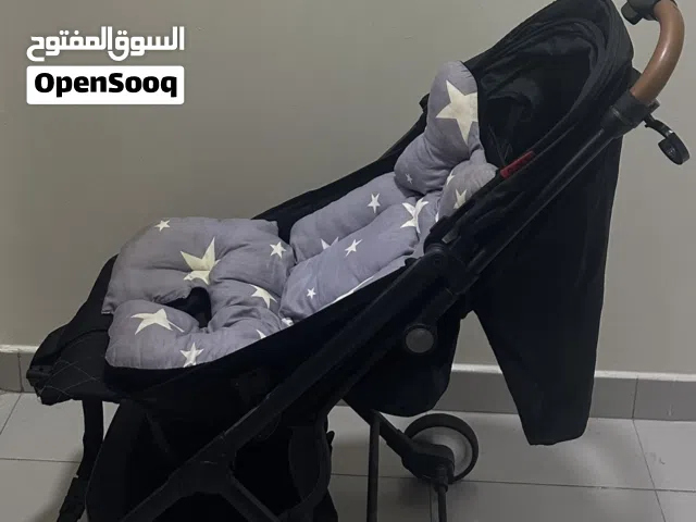 عربة أطفال بحالة ممتازة للبيع