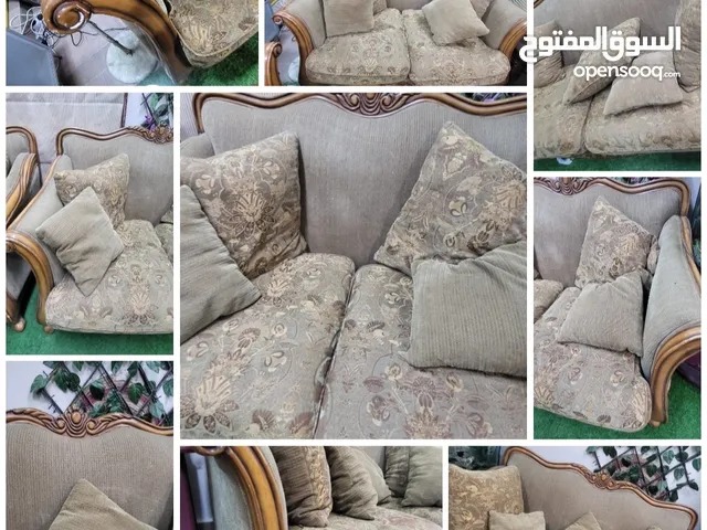 للبيع طقم كراسي مجلس