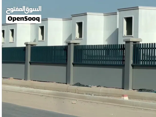 250 m2 4 Bedrooms Townhouse for Sale in Basra Tannumah