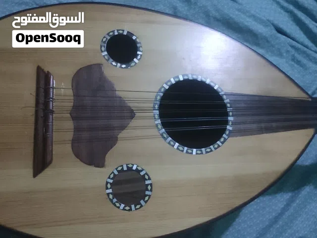 عود مصري تعليمي للبيع بحاله جيده