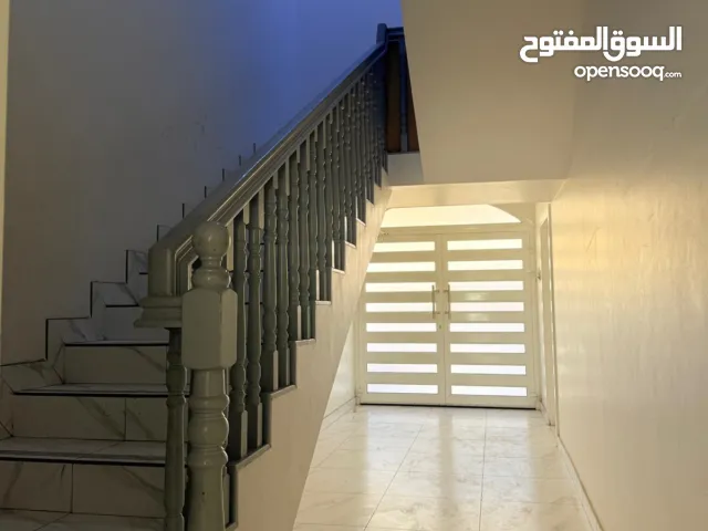 250 m2 More than 6 bedrooms Townhouse for Sale in Southern Governorate Riffa