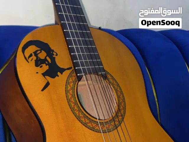جيتار للبيع او للبدل مع بلستيشن 4