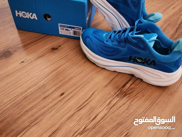 44 Sport Shoes in Amman