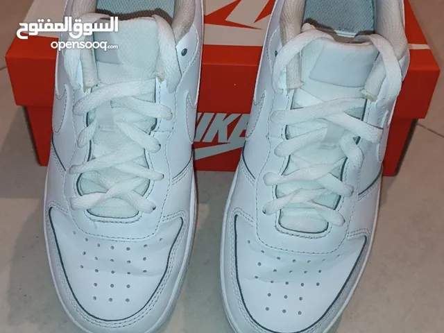 Nike Court Borough Low Recraft