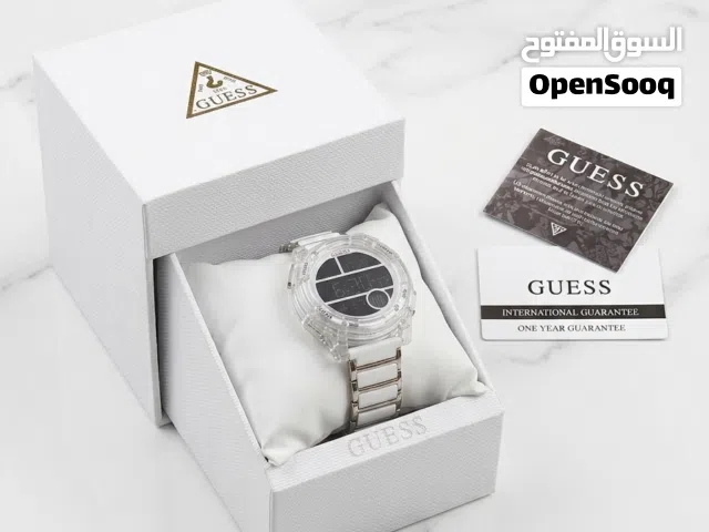 ساعه رقميه ماركة GUESS  الأصلية