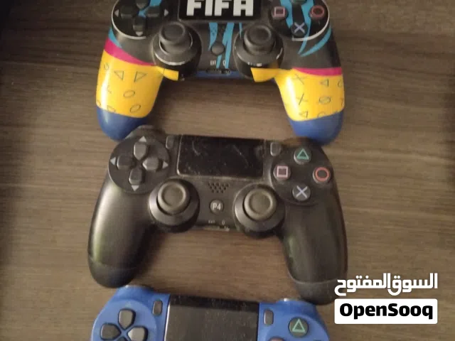3 ايادي بلاستيشن فور كوبي ون