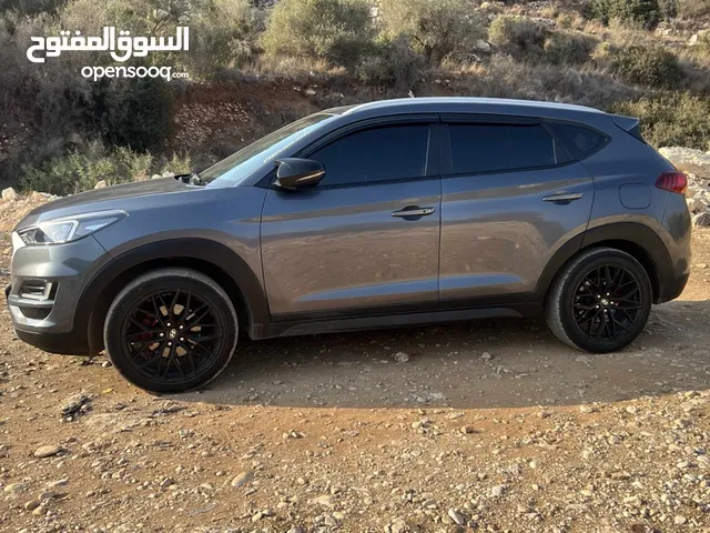 توسان بسعر حرق يد اولى فحص نخب لون فراني مميز جنط ممميز 2020ترخيص 19