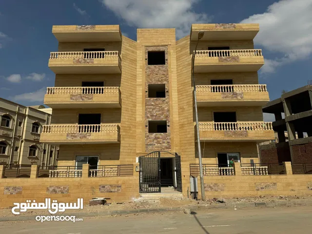 250 m2 4 Bedrooms Apartments for Sale in Giza 6th of October