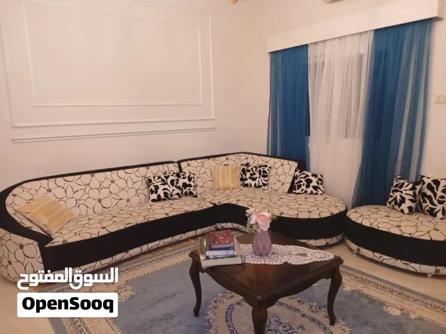 صالون,بحالة جيدة