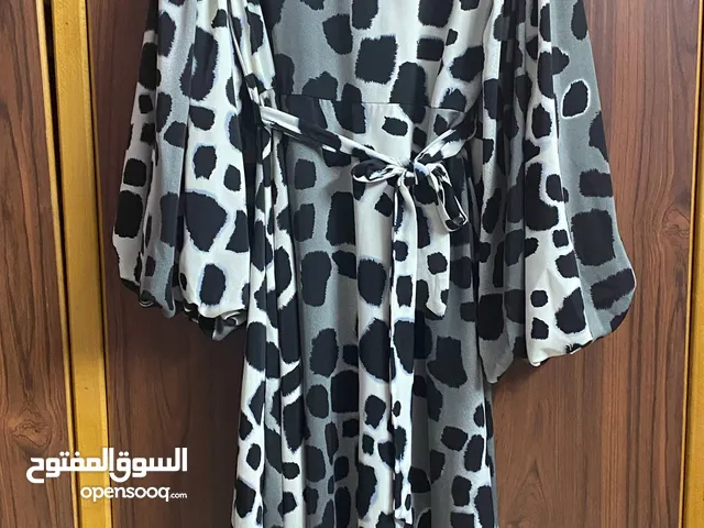فستان مرتب جديد