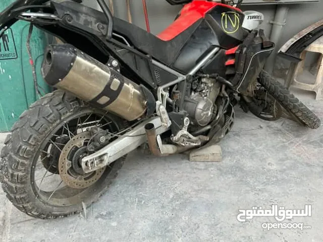 دراجة ابريليا 660