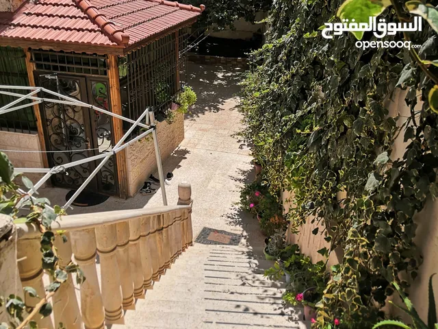 175 m2 4 Bedrooms Apartments for Sale in Amman Al Bayader