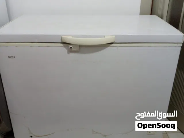 فريزه مستعمله استعمال نضيف جدا حجم متوسط تبريد ممتاز لون ابيض مافيها اي عيب سعر معقول ومناسبه لجميع