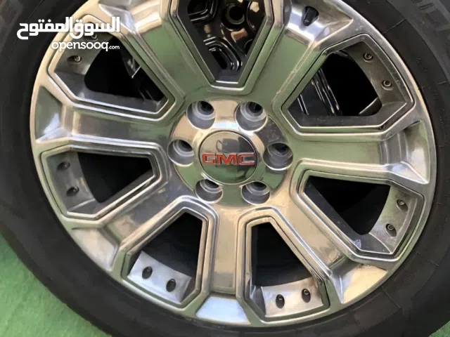 للبيع ايطارات وجنوط GMC 20 انج