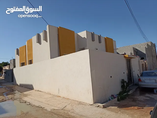 130 m2 2 Bedrooms Townhouse for Sale in Tripoli Abu Saleem