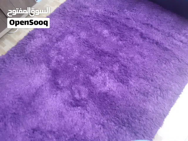 سجاد شاقي جديد نظيفه جدا مغسول دراي كلين ما فيها اي مشاكل