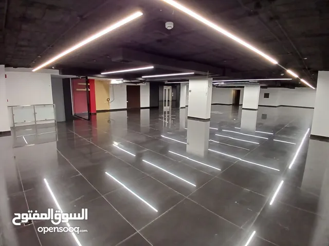 Unfurnished Showrooms in Amman Wadi Saqra