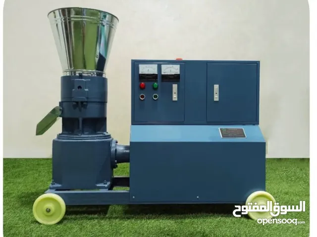 مكبس أعلاف 5.5 حصان ضمان المحرك 6 شهور انتاج 150-200 كغم/ساعه