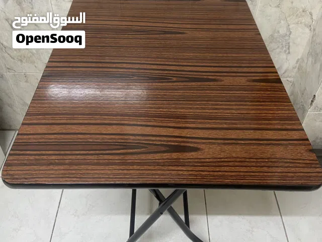 طاوله طعام