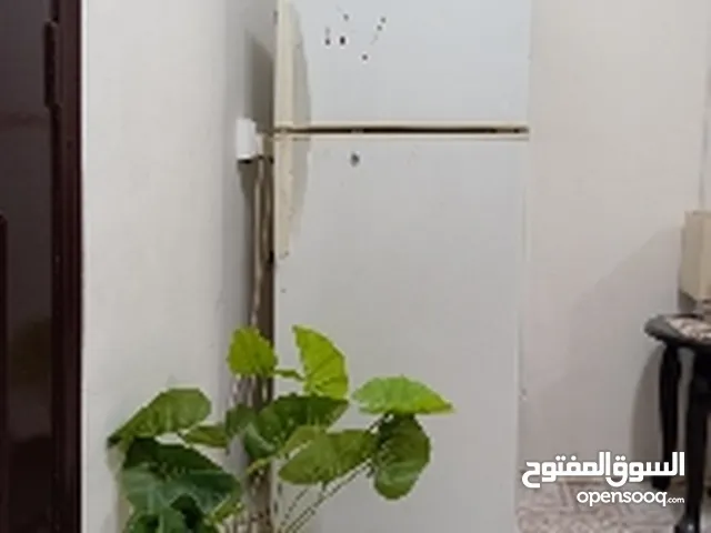 Refrigerator in a very good condition (price negotiable)