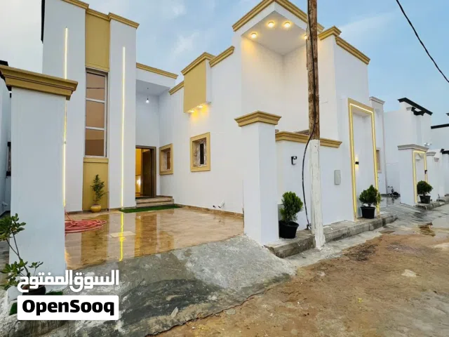 منازل للبيع تشطيب حديث بدولاب مطبخ