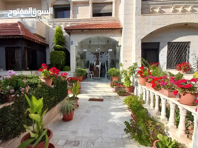 320 m2 4 Bedrooms Apartments for Rent in Amman Khalda