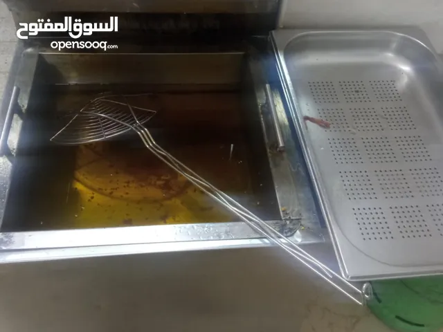 عدة مطعم للبيع